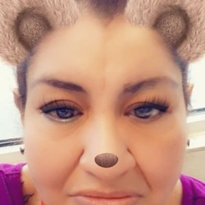 Meet your Posher, Lorena